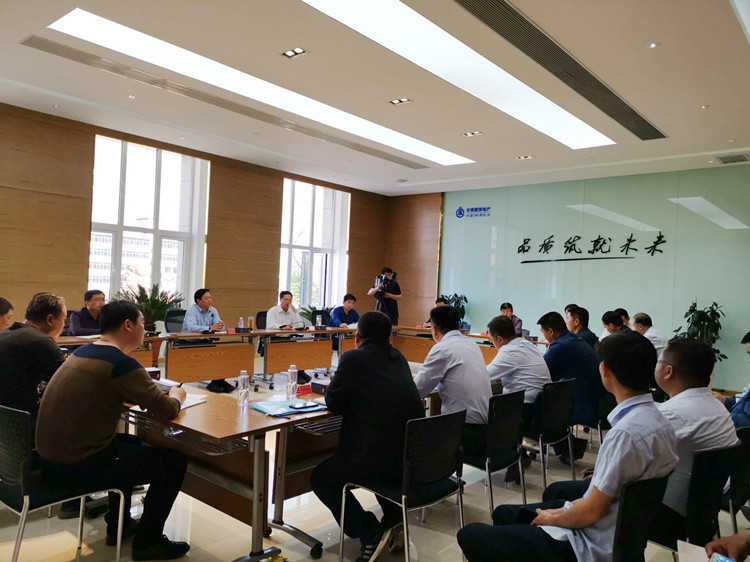 張掖市委書(shū)記楊維俊蒞臨絲路金街 調(diào)研指導(dǎo)工作