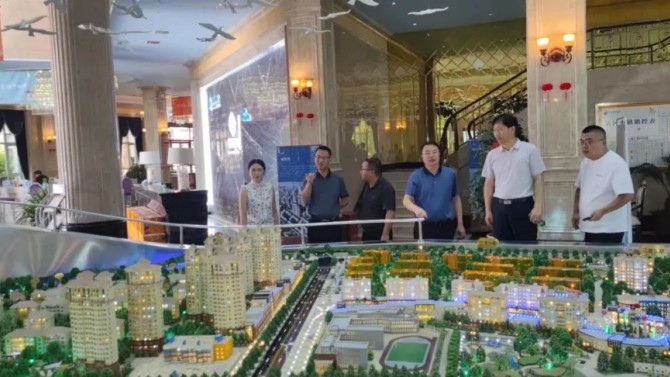 李建軍一行調(diào)研置業(yè)公司張掖濱河小鎮(zhèn)項目